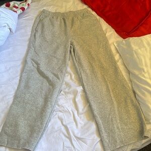 Super cute and comfy but too baggy and long for me only worn once!